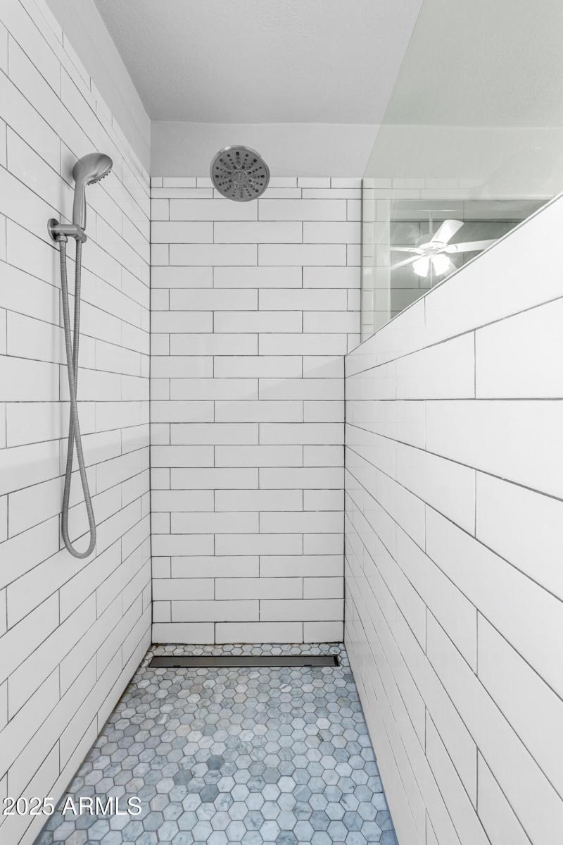 12312 W Edgemont AVE