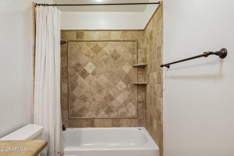 31-web-or-mls-8132-e-lippizan-trail