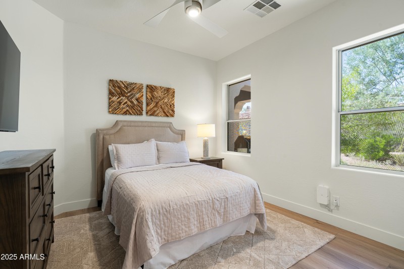 8905 E Mountain Spring Rd (34 of 52)