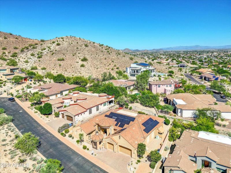 093-2732 E Friess Drive-93