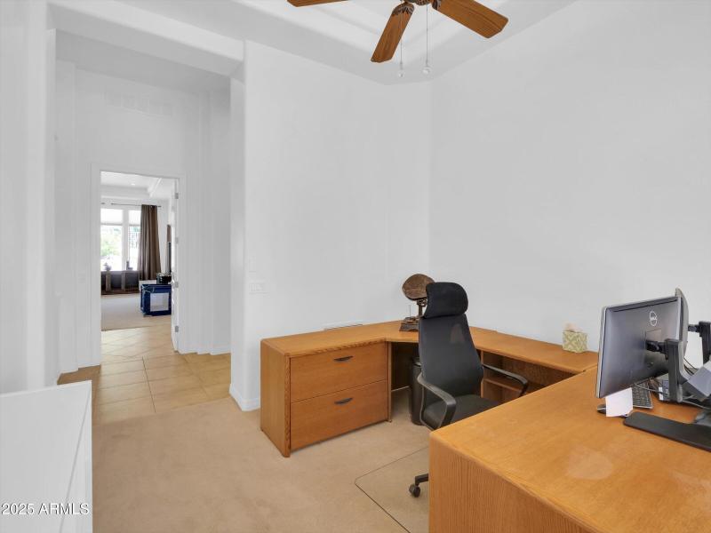 061-2732 E Friess Drive-61