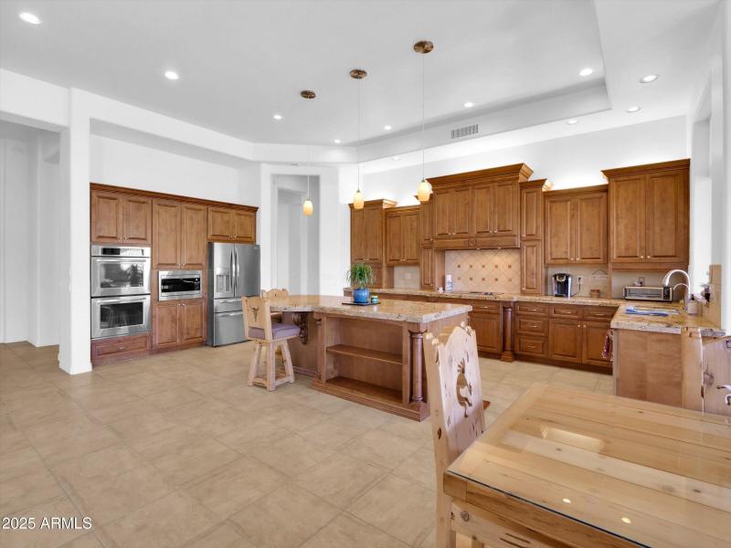 043-2732 E Friess Drive-43