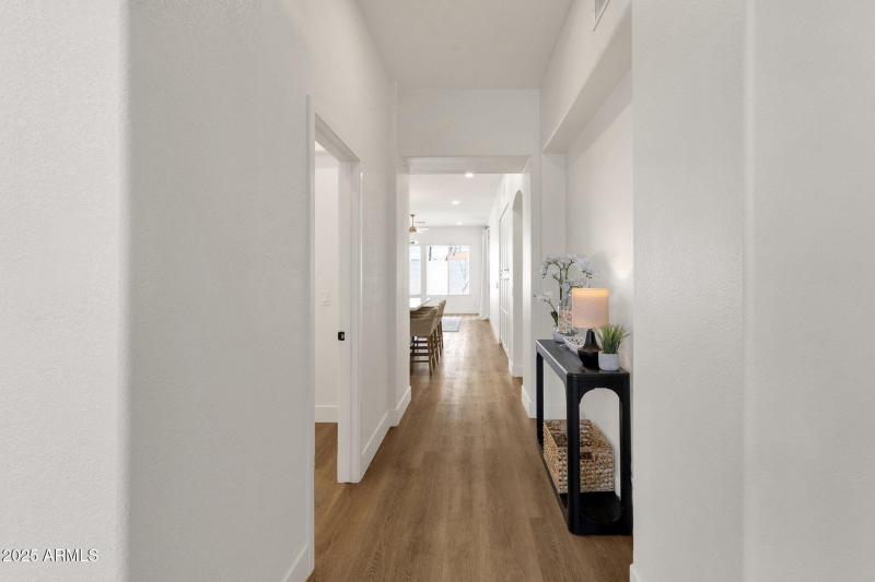 11-web-or-mls-389-w-fairway-pl