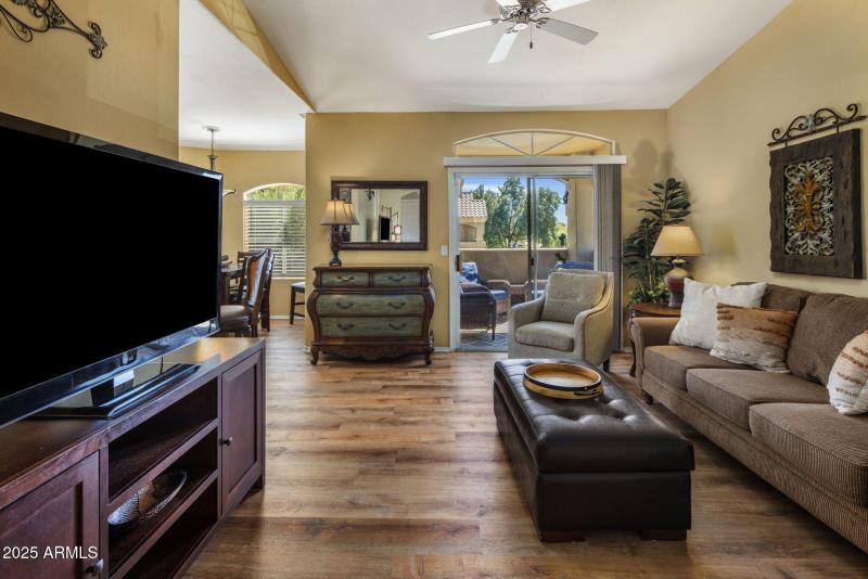 4-web-or-mls-D46A9642 copy