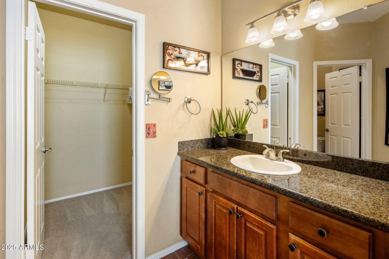 12-web-or-mls-D46A9692 copy