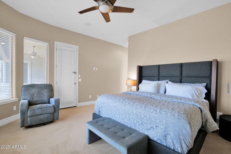 22-web-or-mls-P1303745