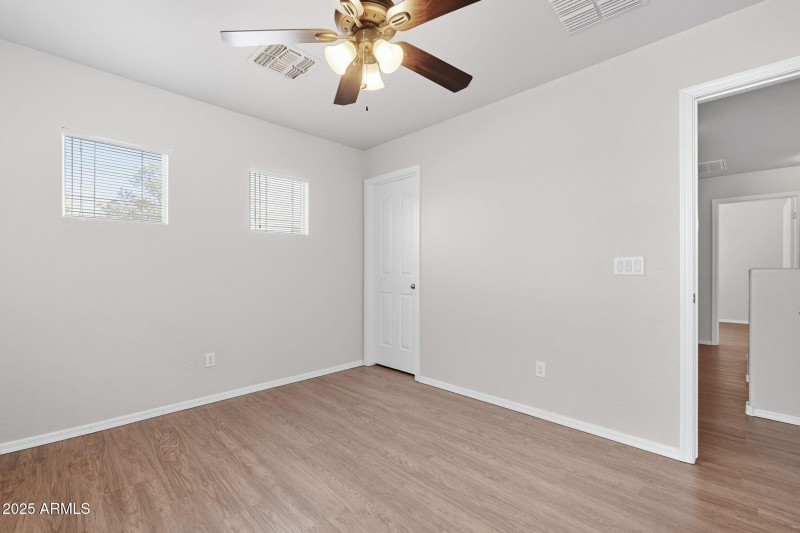 31-web-or-mls-Iron-31