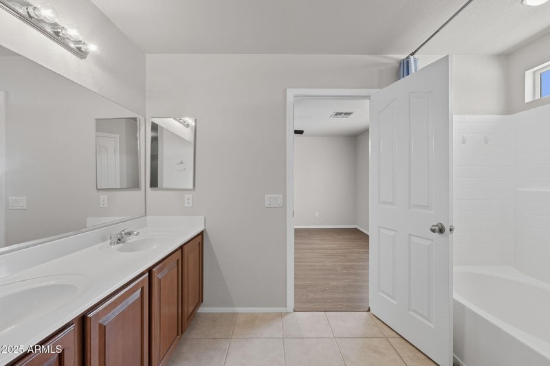 42-web-or-mls-Iron-42