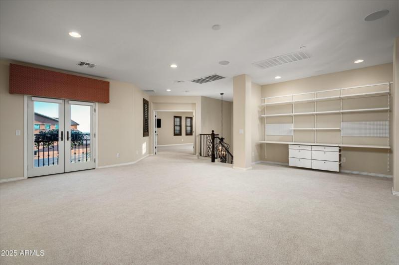 022_Upstairs Flex Space