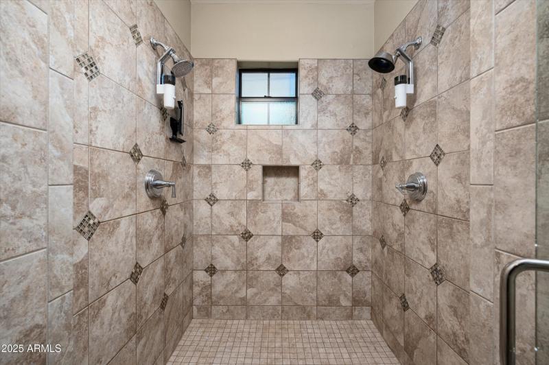 027_Primary WalkIn Shower