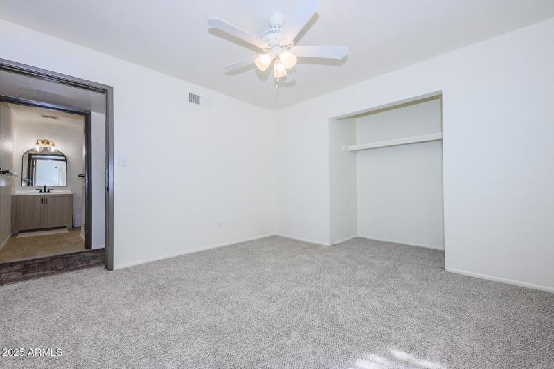 027-785-E.-Country-Club-Drive