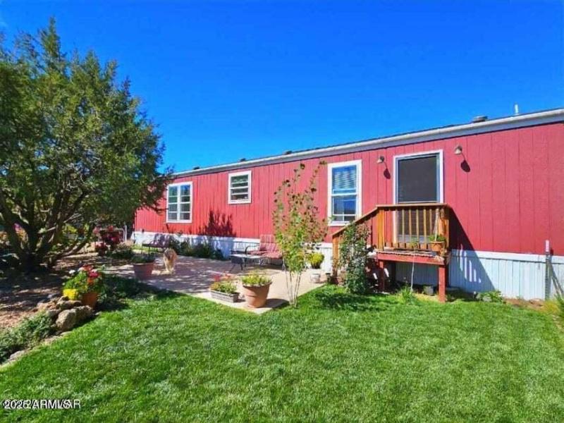 3N - Front view with yard