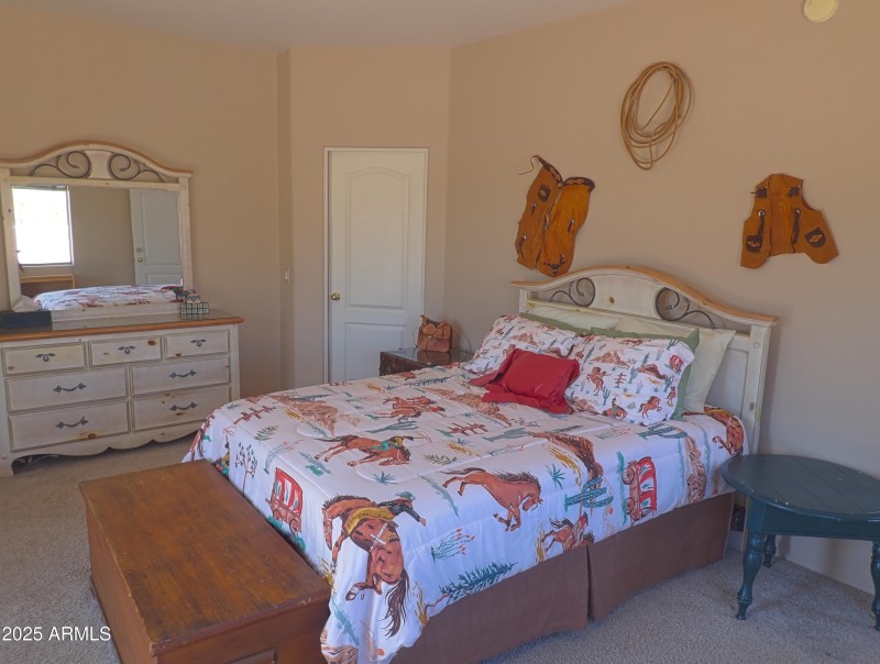 upstairs-suite-facing-closet