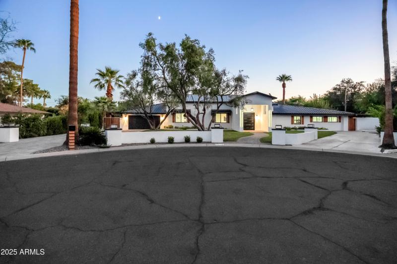 6715 E Montecito Ave-88