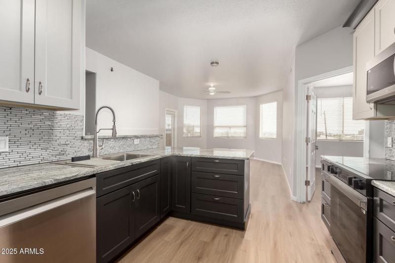 Central Ave Kitchen 5