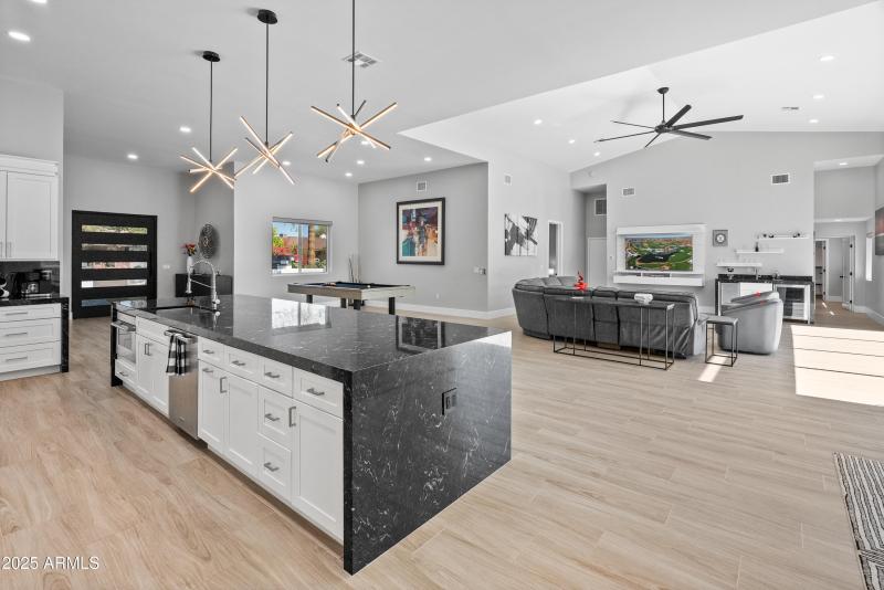 6715 E Montecito Ave-51