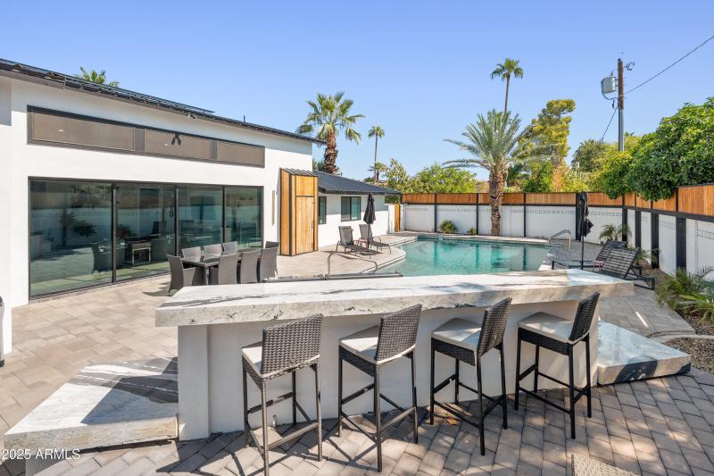 6715 E Montecito Ave-65