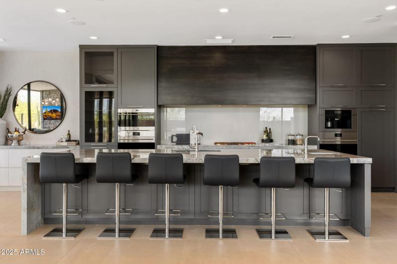 13-web-or-mls-37200-n-cave-creek-rd