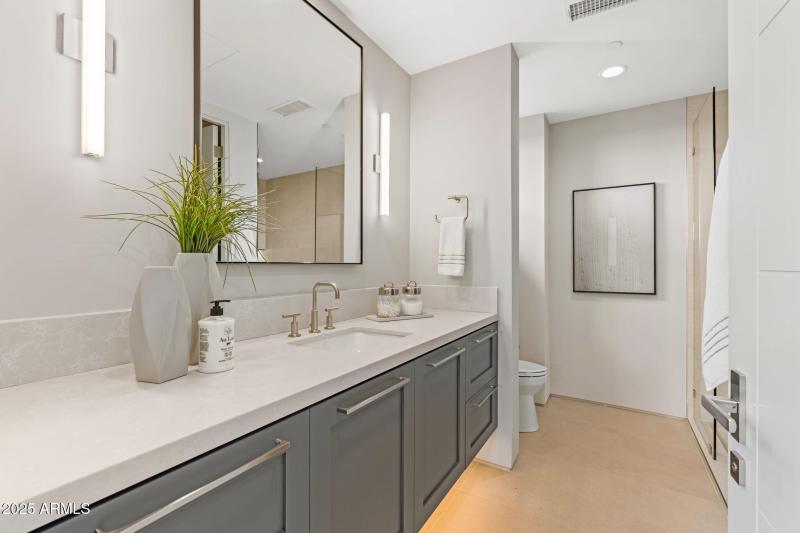 38-web-or-mls-37200-n-cave-creek-rd