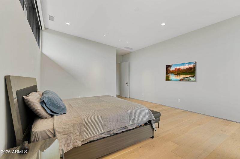 54-web-or-mls-37200-n-cave-creek-rd