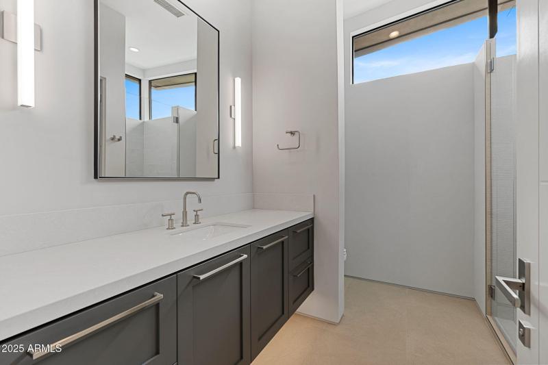 55-web-or-mls-37200-n-cave-creek-rd