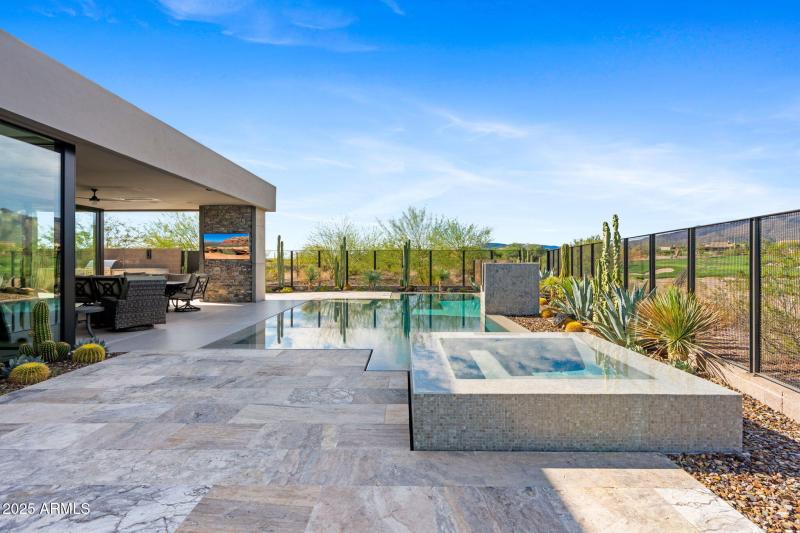 65-web-or-mls-37200-n-cave-creek-rd