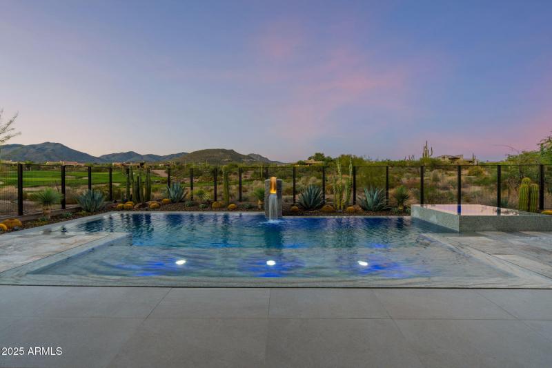 68-web-or-mls-37200-n-cave-creek-rd