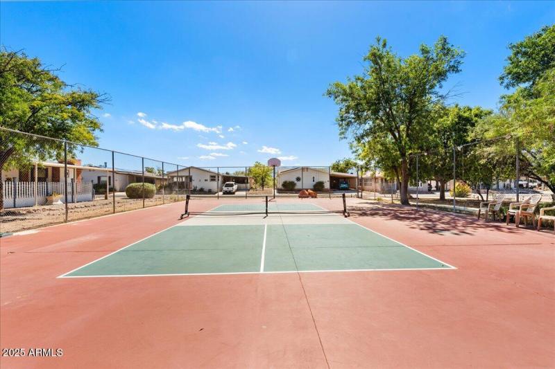 21-Community Tennis_Basketball Court