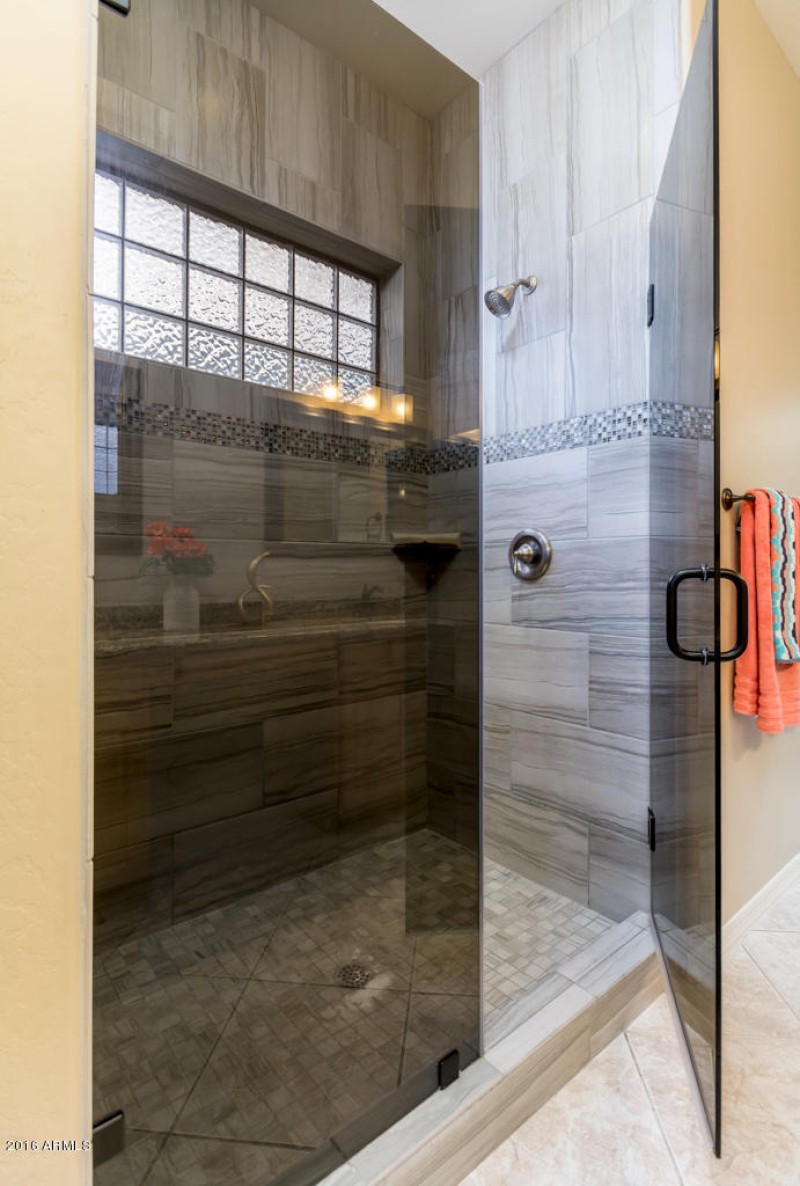 1447 W Swan Ct - MLS-34