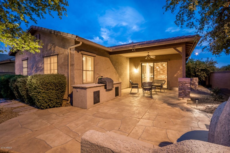 1447 W Swan Ct - MLS-43