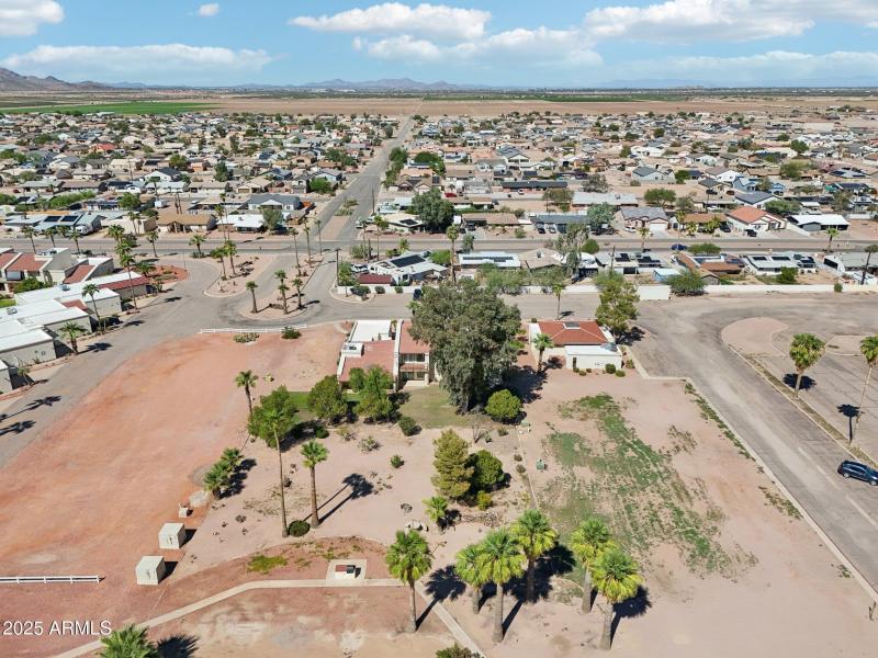 43-web-or-mls-W Avenida De Amigos Cir-S0