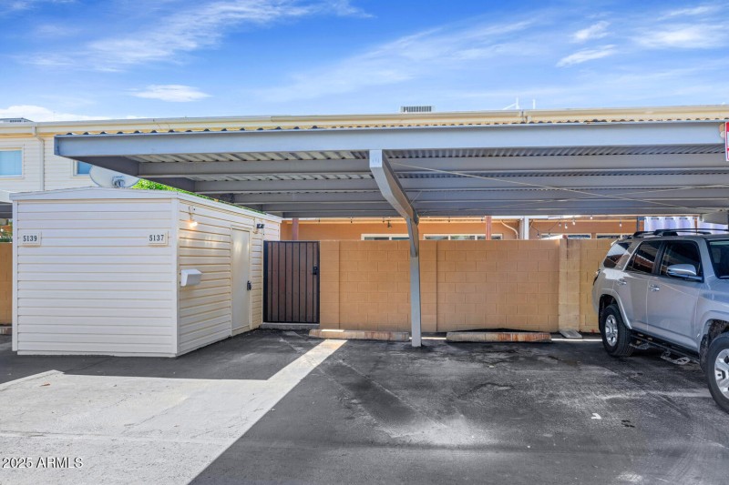 5137 N Granite Reef Rd-large-024-005-TOD