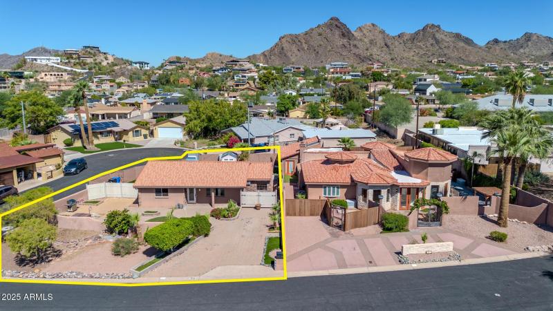 1448 E Royal Palm Rd Drone-5-Outline