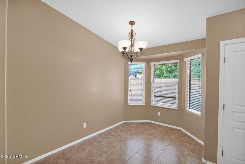 29-web-or-mls-P1315345