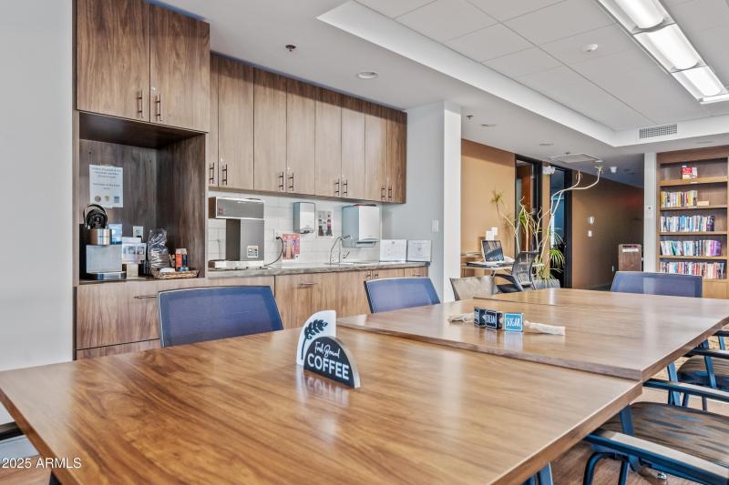 10-Ahwatukee-ocupix-Comm