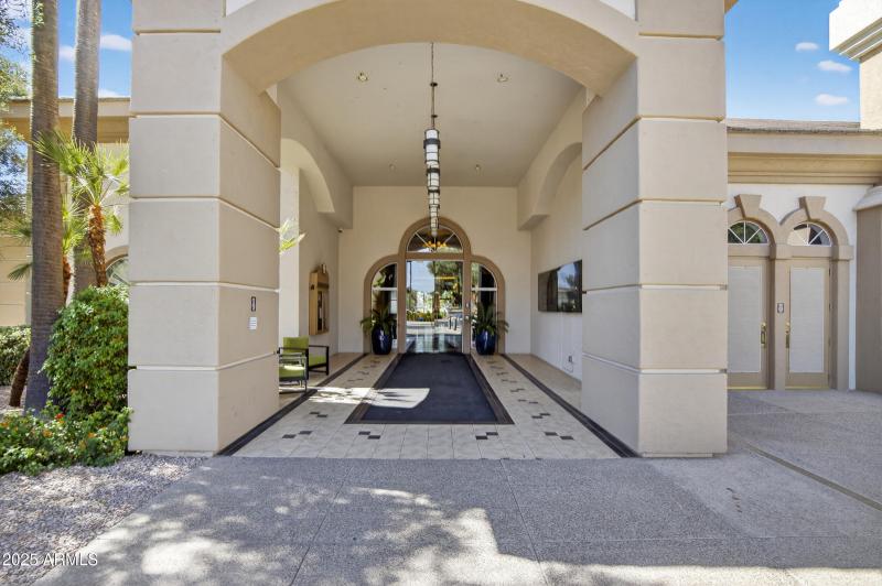 041_518_A4m_sunlakes