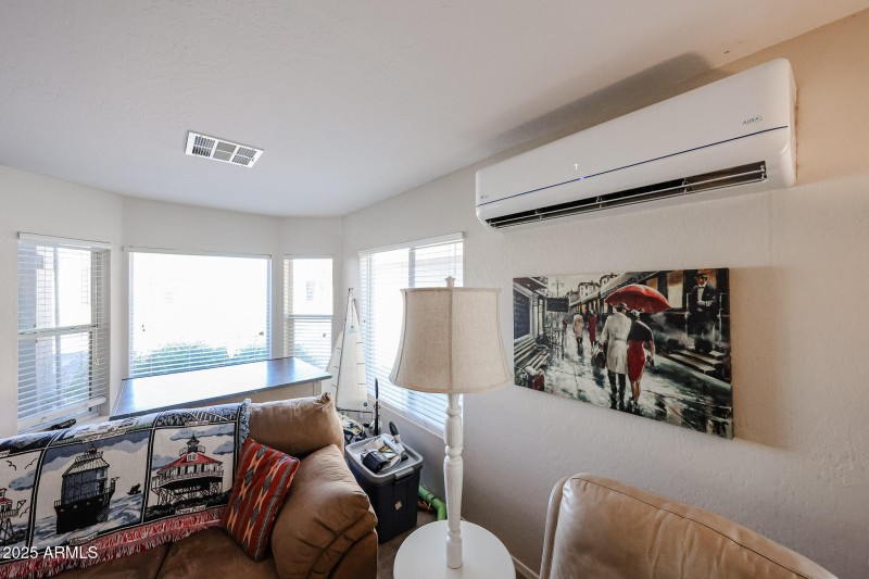 24-23327 W Twilight Tr_window view