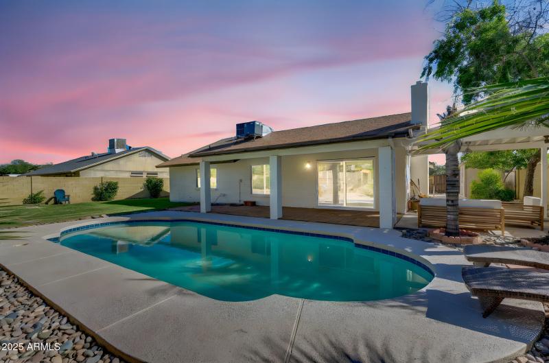 35-web-or-mls-ext 1-10 day to dusk