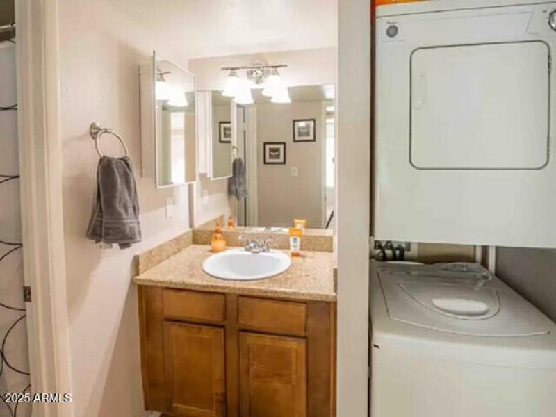 9) 55568-67eee992375bb