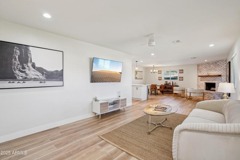 14-print-E Weldon Ave-S0210-005