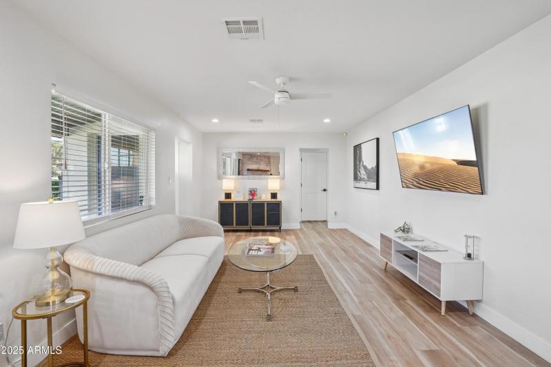 17-print-E Weldon Ave-S0210-008