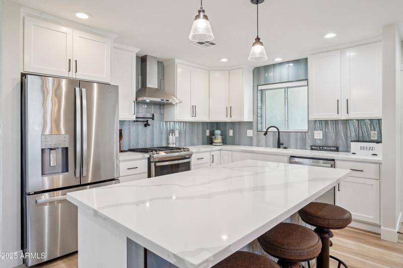 24-print-E Weldon Ave-S0210-015