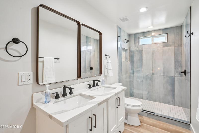 38-print-E Weldon Ave-S0210-029