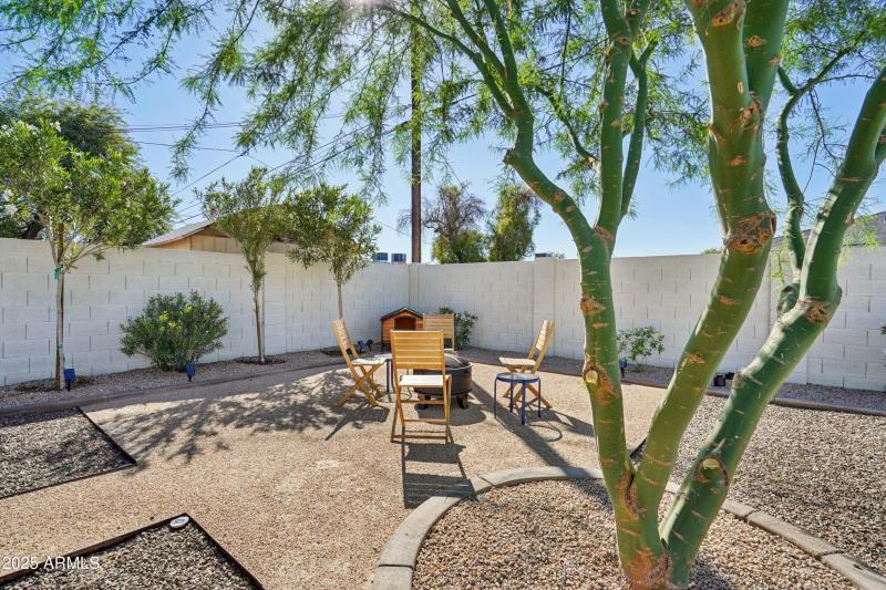 53-print-E Weldon Ave-S0210-044