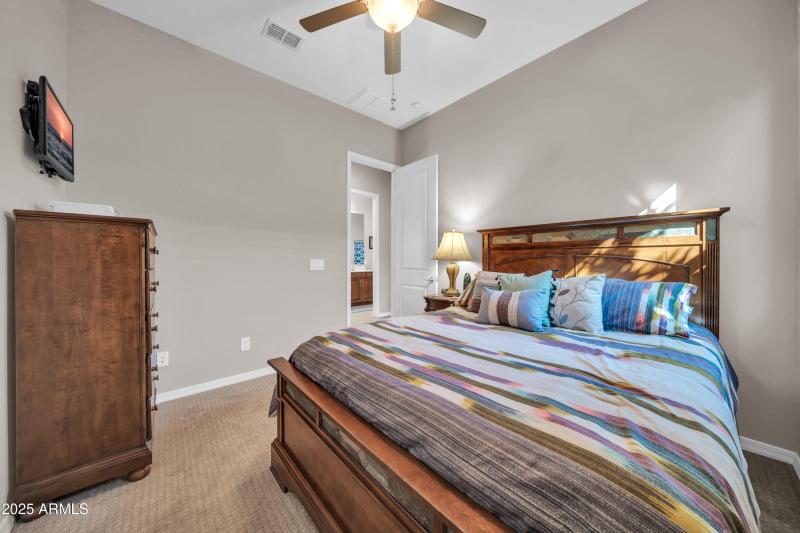 9364 W Cashman Dr-21