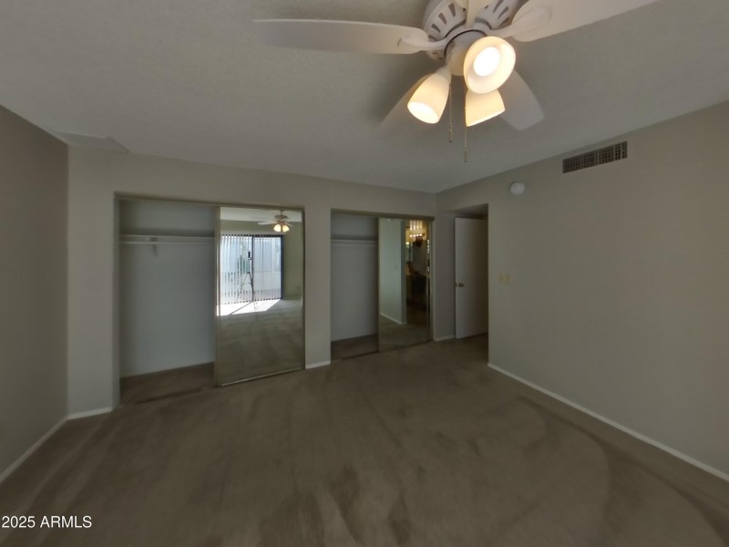 5_pc_ssQcFnEC2E_JNdODRzddL_layout_0