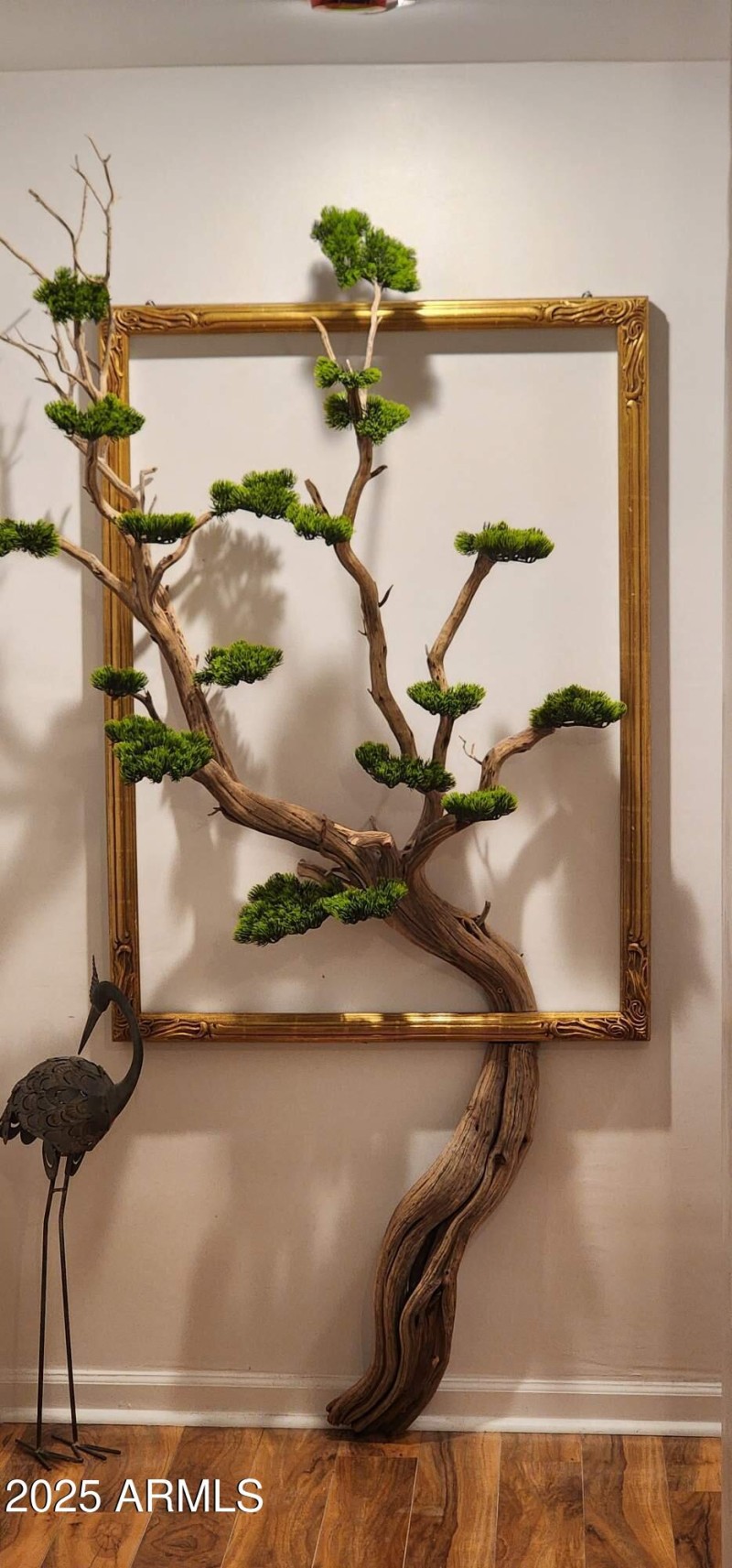 2201 E KINGS Avenue - Furniture