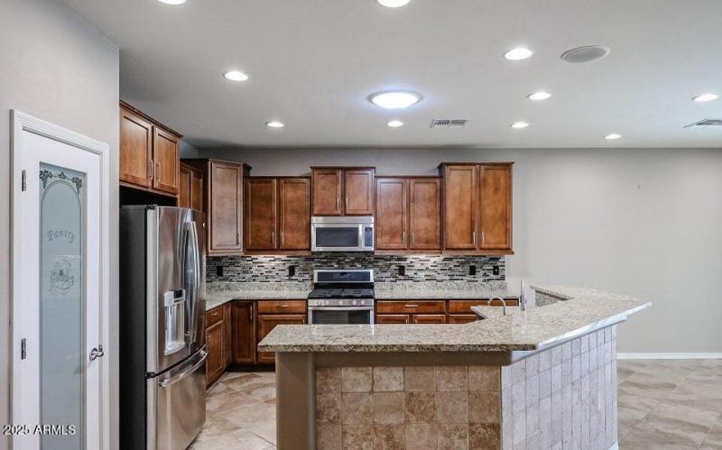 20230908200841802184000000-o