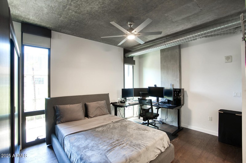 100 W PORTLAND ST 404