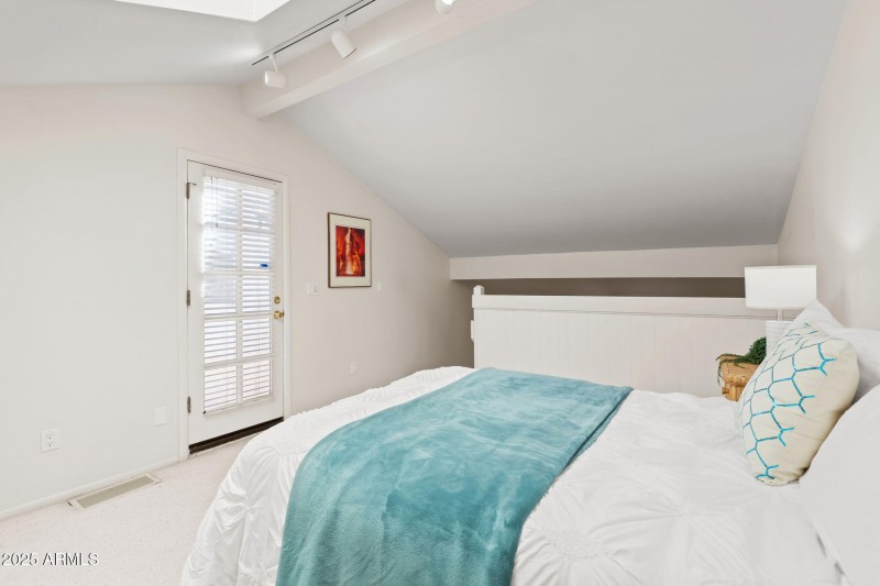 Loft w Vaulted Ceilings